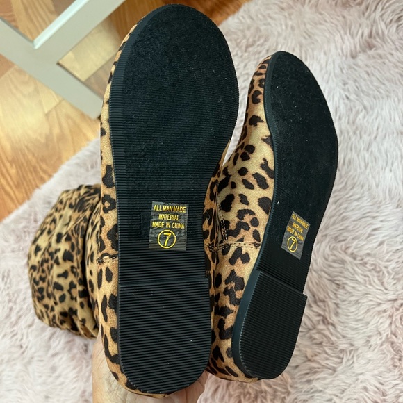 Animal print boots - Picture 2 of 5